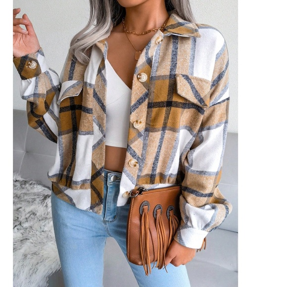 Cozy Plaid Print Button Down Loose Fit jacket Shacket - Picture 7 of 10